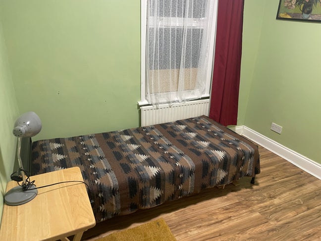 Double room for 1 person . Main Photo