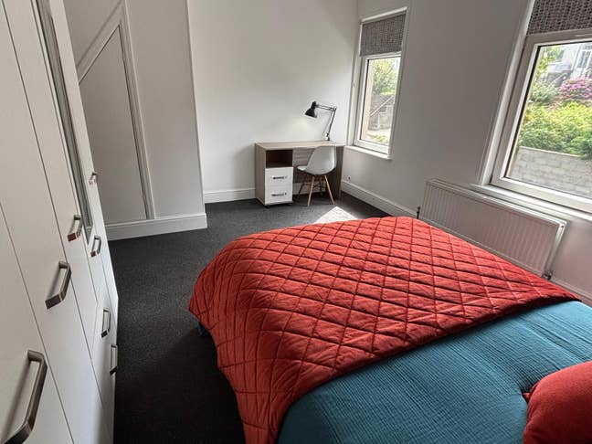 Modern Home | Bills Inc | Waterloo Place 🧑‍🎓 Main Photo