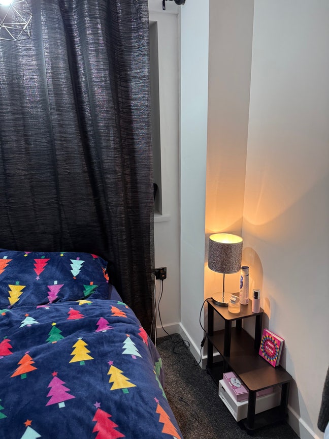 Short term Small double room Main Photo