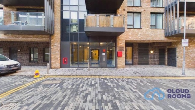 Double room Ensuite in a new built Apartment Main Photo