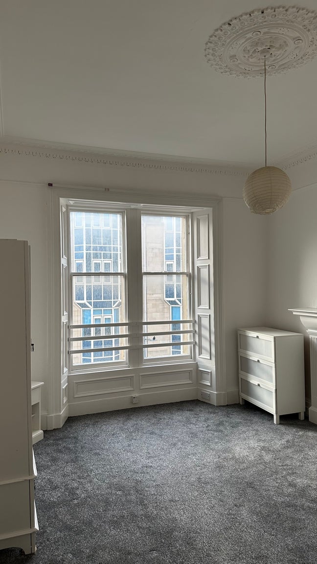 Two rooms available in Haymarket  Main Photo