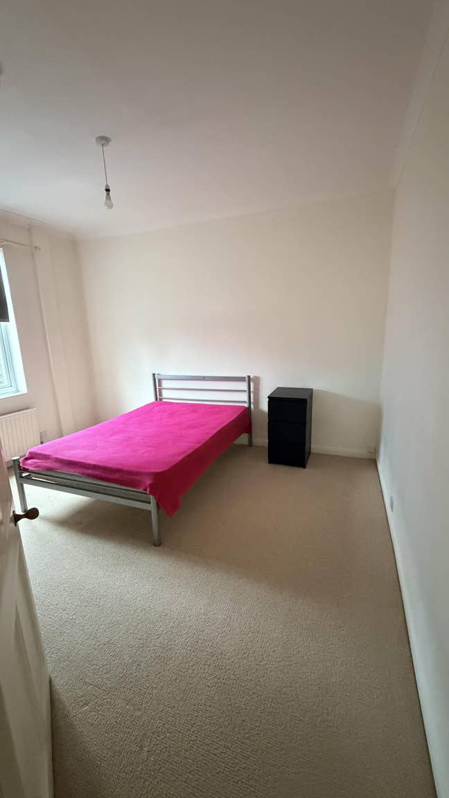 Double room for rent Main Photo