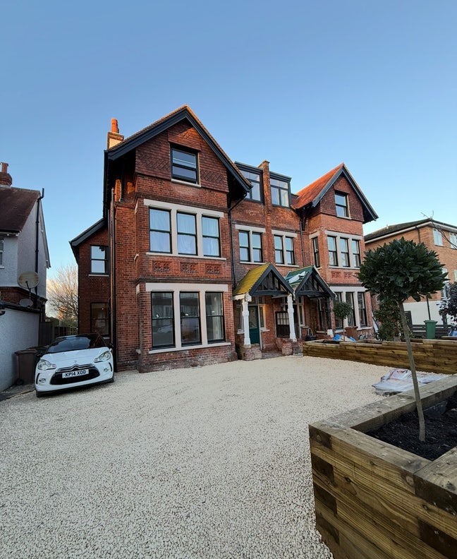 A selection of brand new amazing rooms  Main Photo