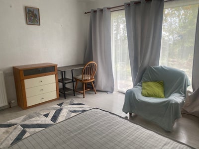 Double room to rent in Balloch Main Photo