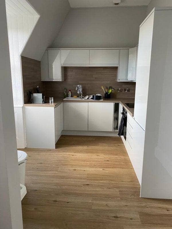 Available ASAP - Room in Flat Share  Main Photo