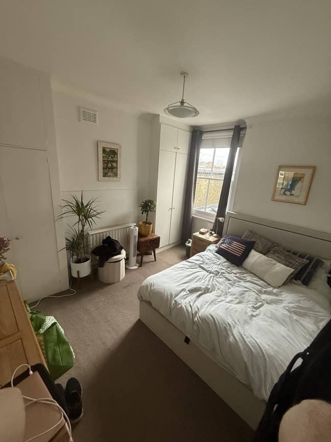 Spare Room in Beautiful Queen's Park Flat   Main Photo