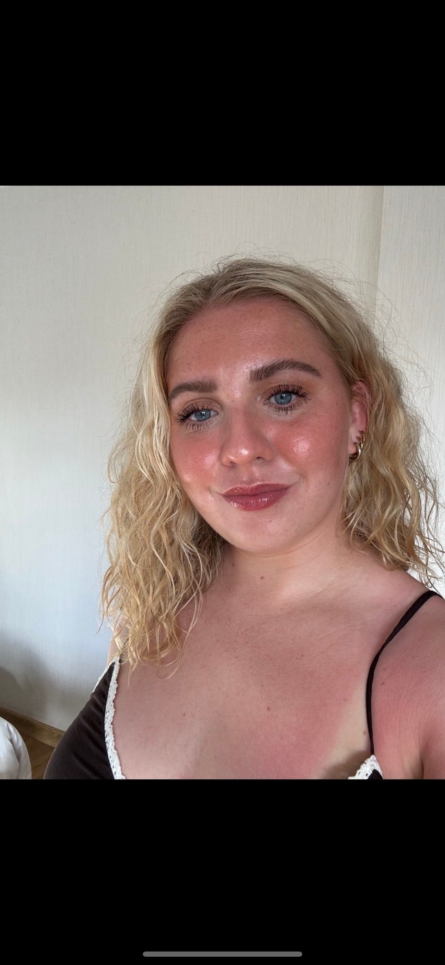 Looking to buddy up to rent in Brighton / Hove :)) Main Photo