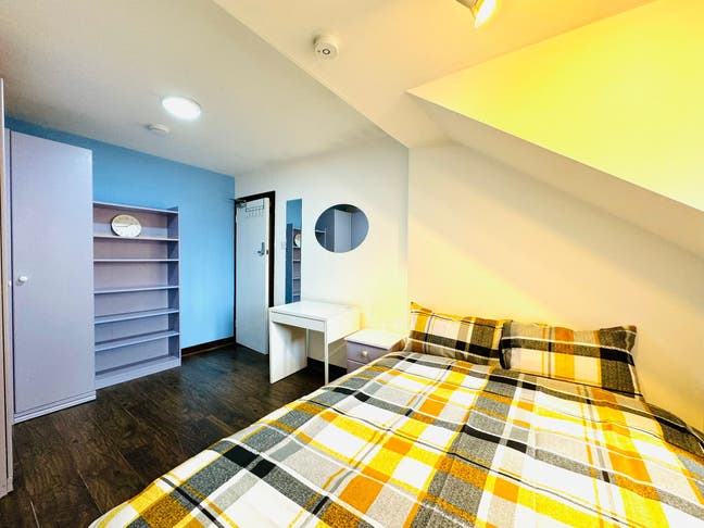 Double Room in a Shared Flat – E14 🏠 Poplar Main Photo