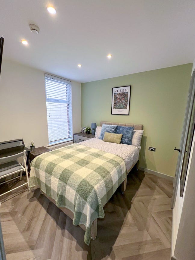 🌟Stunning Ensuite Rooms Available – Waterloo Rd✨ Main Photo