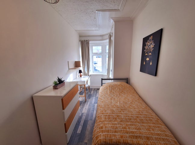 Lovely single room in Willesden Main Photo