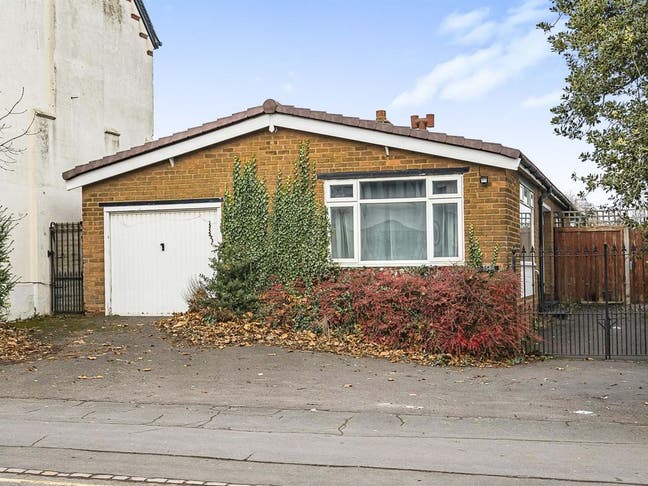 2 Bedroom Detached Bungalow Now Available! Main Photo