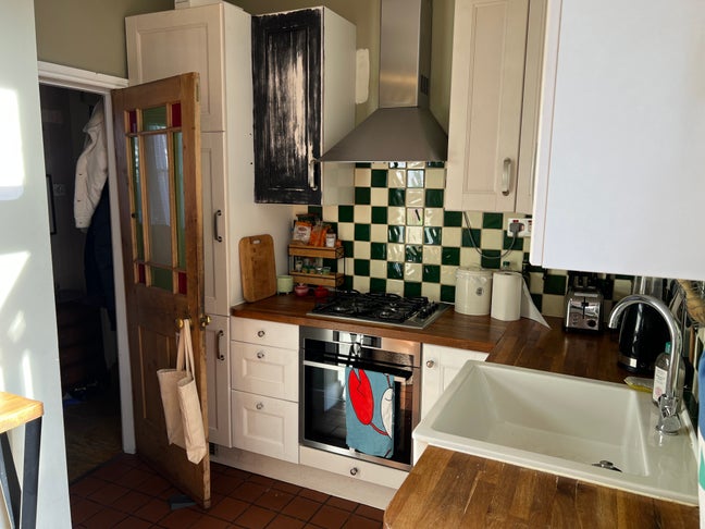 1-bed flat available. East Dulwich/Peckham - 3 wee Main Photo