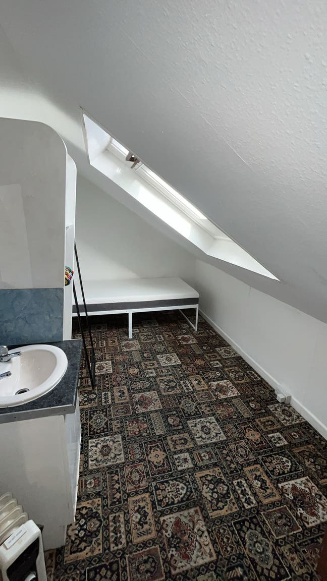 1 Large  Double Room (Couples Welcome) Main Photo