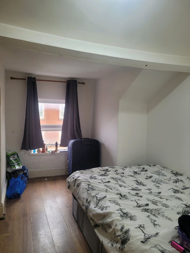 Studio flat all bills included Main Photo