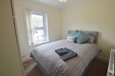 **DOUBLE room to rent in Poole Town Centre* *All u Main Photo