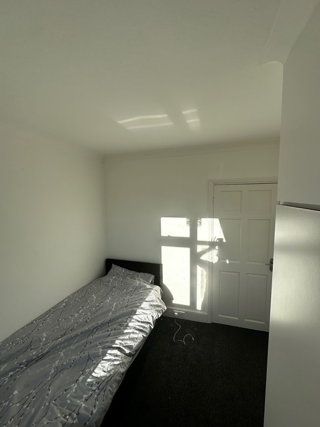 Single Room  Main Photo