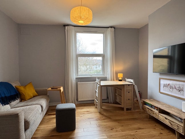 One bedroom entire apartment  Main Photo