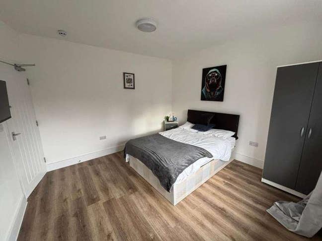 Ensuite Double Rooms Available –  Hayes (UB4 9BB) Main Photo