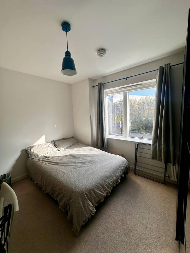 Double Room Modern Flat 10 Mins to Bakerloo Line Main Photo