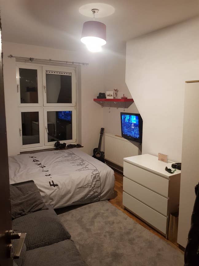 Available in December! Cozy Double Room/Vauxhall Main Photo
