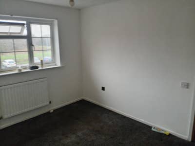 Double Room in 3 Bed House Main Photo