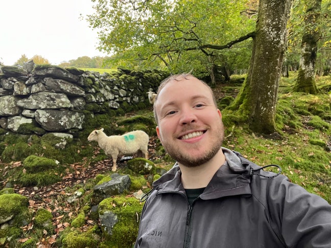Looking for a flat share in Glasgow or Edinburgh Main Photo
