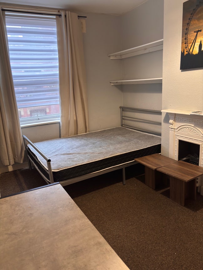 Hyde Pk, double &pound;520inc  bills & wifi Main Photo