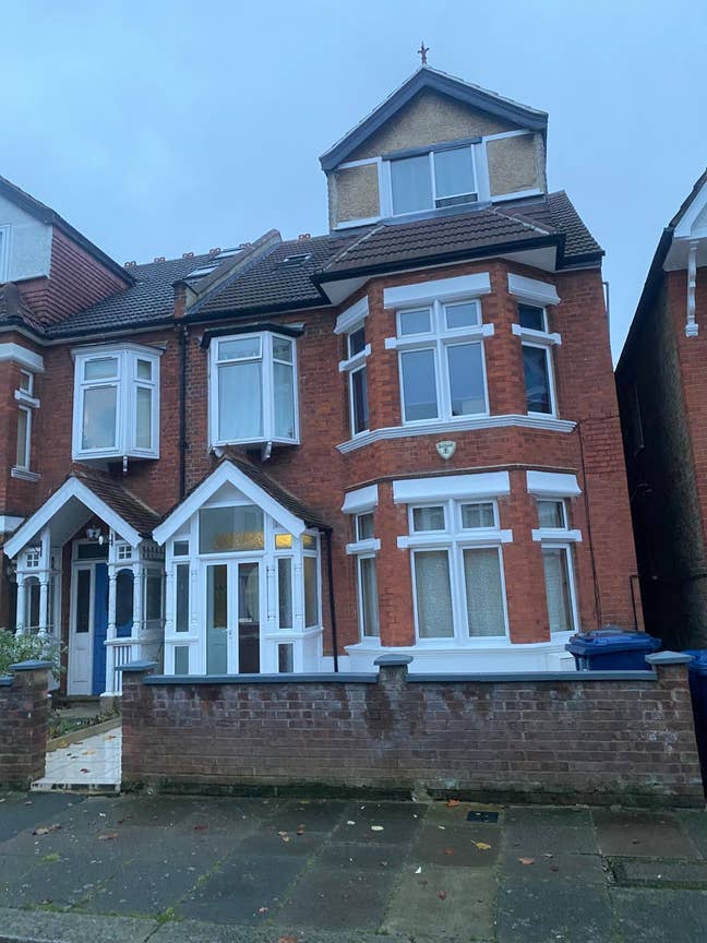 2 Rooms Available in Ealing Main Photo