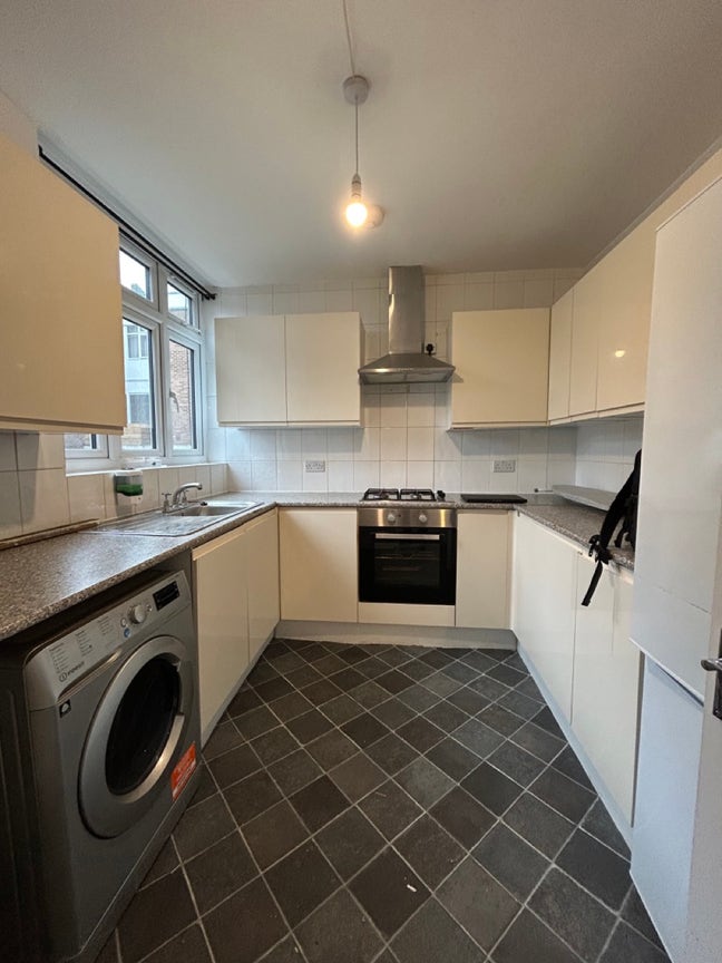 🏡 5 New Furnished Rooms in Wembley Park  Main Photo