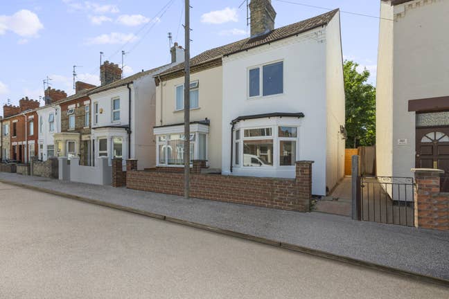 Exquisite Studio Room in Gilpin Street, PE1  Main Photo