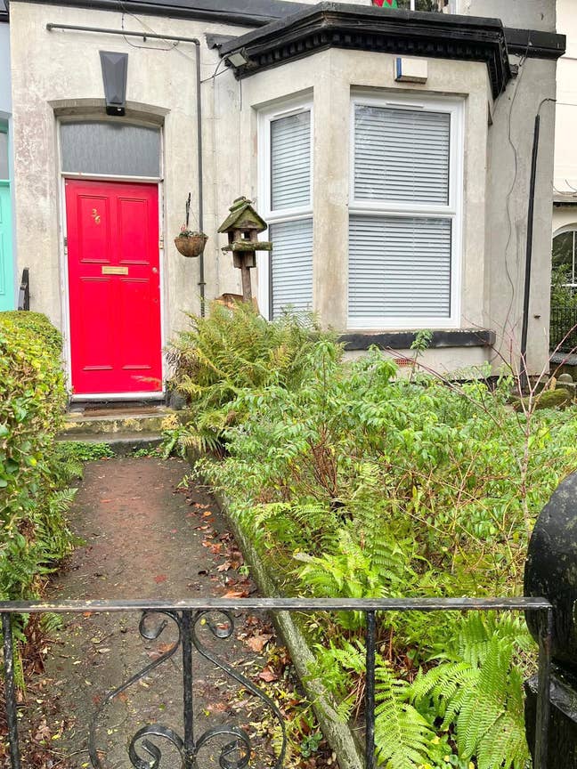 One Bedroom Apartment to Rent on Derwent Road East Main Photo