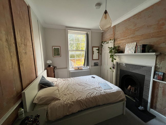 Spacious Double Bedroom in the heart of wapping Main Photo