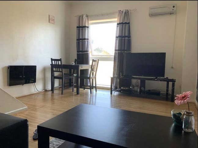 Two Bed Flat Main Photo