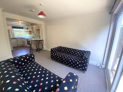 Double Room in Canterbury Main Photo