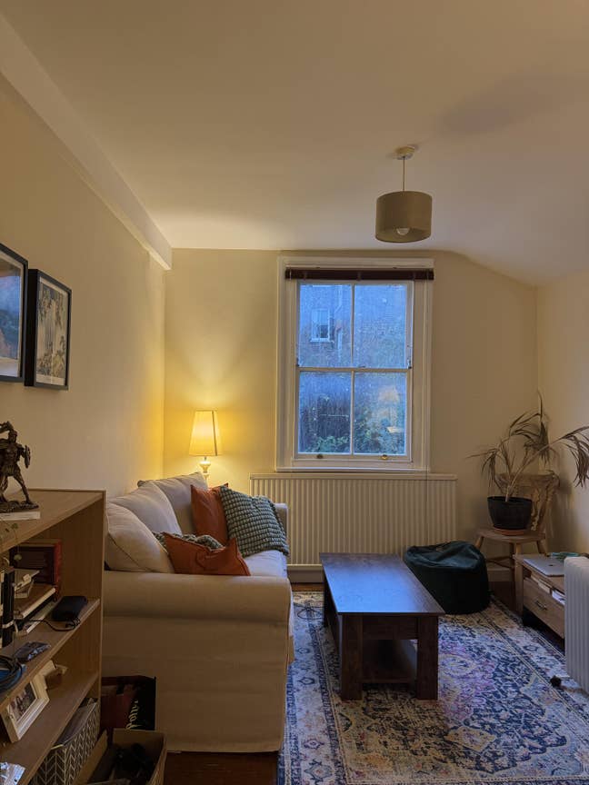 Bright & large 1 bedroom flat West Hampstead Main Photo