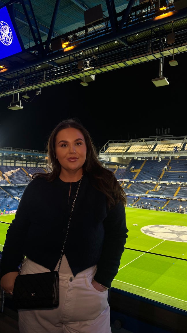 Looking for a room Main Photo