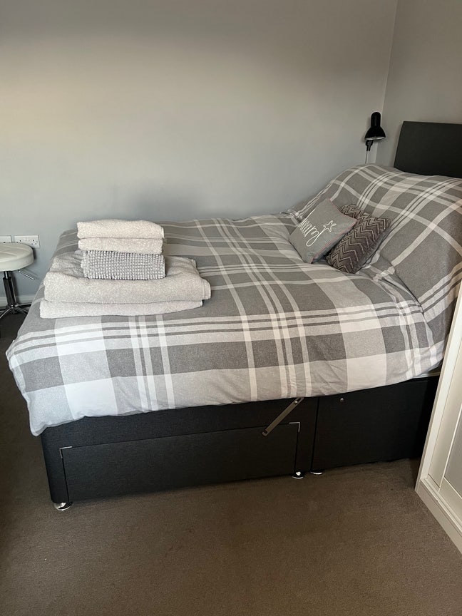 Double Room available  Main Photo