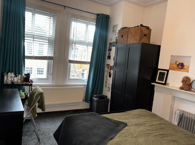 Double bedroom in a 2 bed flat 🎀 Main Photo