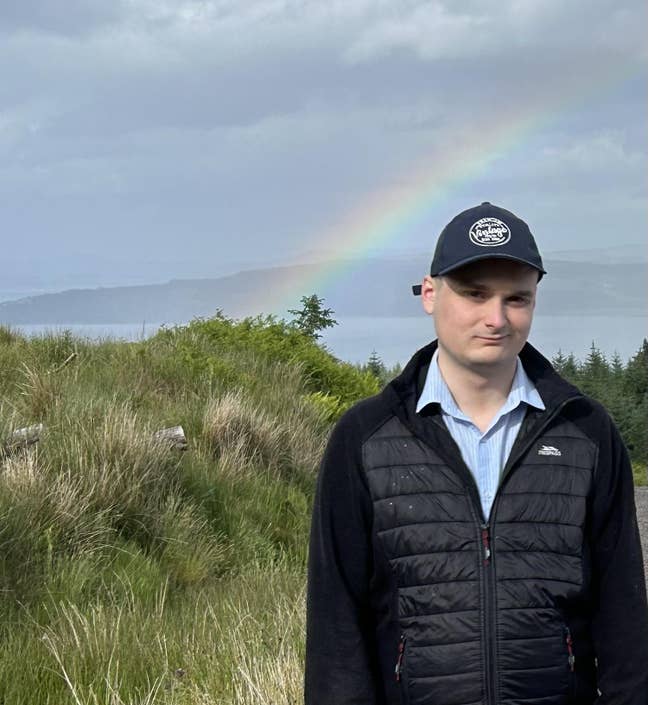 Accommodation Wanted for PhD Student near OU in Mi Main Photo