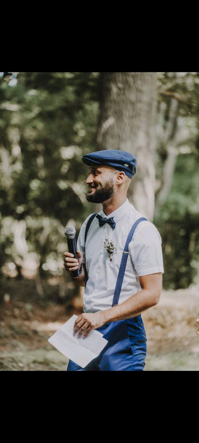 I'm a 36 year old French man Main Photo