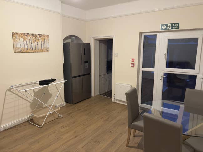 Double  room. Inc WiFi to let   YO17 Main Photo