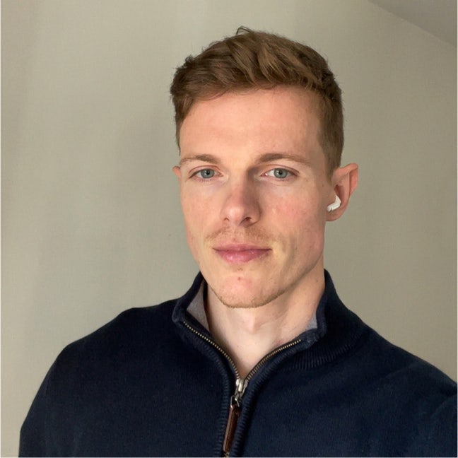 Clean Working Professional Seeking Apartment Main Photo