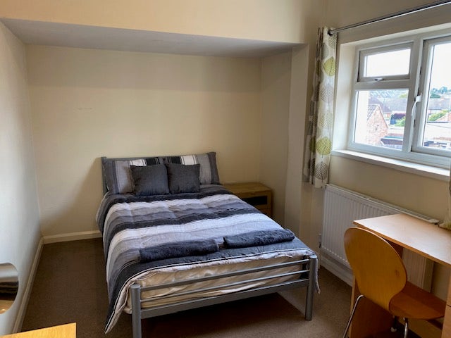 Rent with us you deserve it! Main Photo