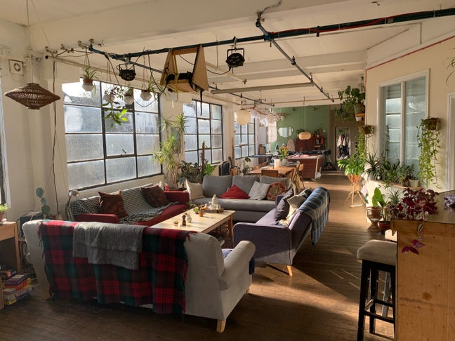 Double room in beautiful warehouse Main Photo