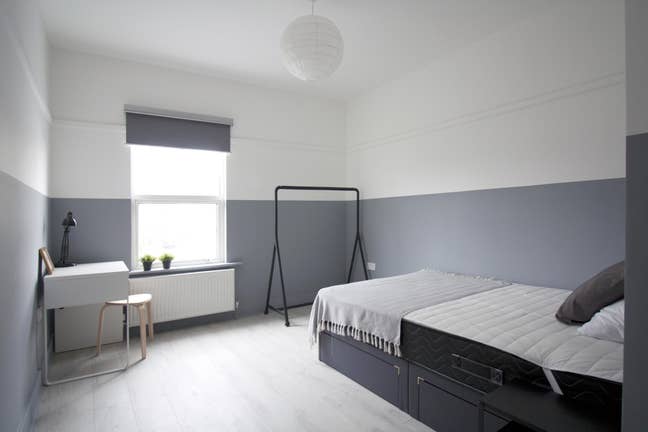 Homely DBL Room 10 Mins from Wallington stn Main Photo