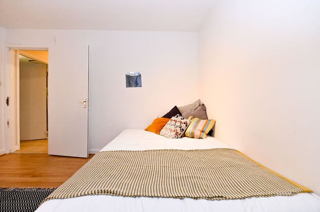 South Quay Double Rooms Amazing! Main Photo