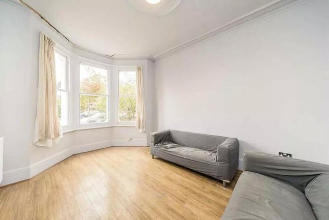 Brand New House - SW16 Modern Professional house Main Photo