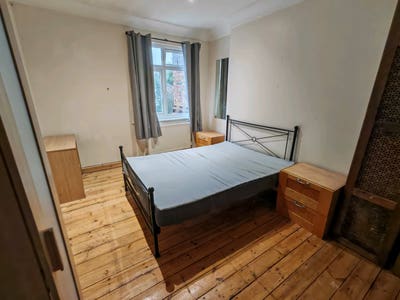 Spacious Double Room – &pound;750 PCM | All Bills Inc Main Photo
