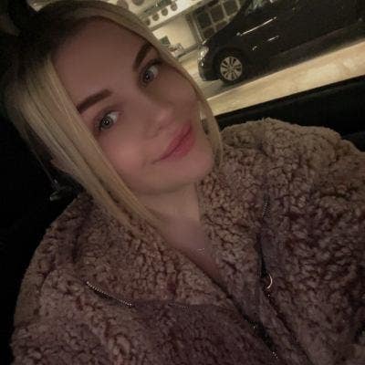 I am looking for a furnished en-suite room fr... Main Photo