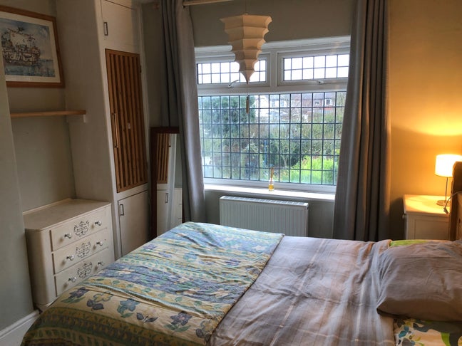 Double size room available mid December 2025 Main Photo